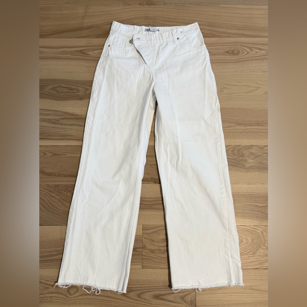 Zara White Button-Fly Jeans
